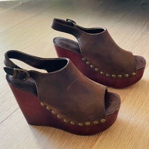 Jeffrey Campbell wooden wedge mule in great condition